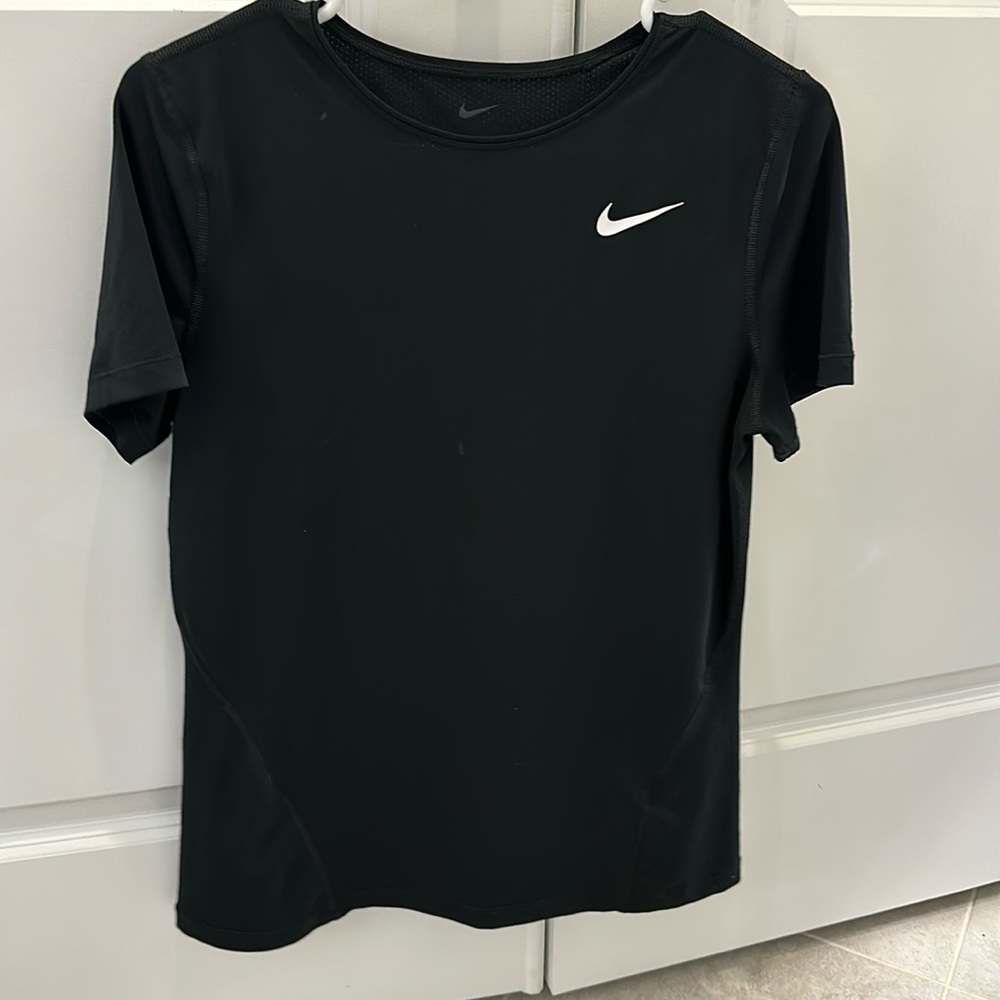Women’s Nike dri fit